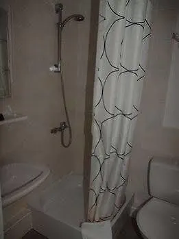 Hotel Les Thermes 2*