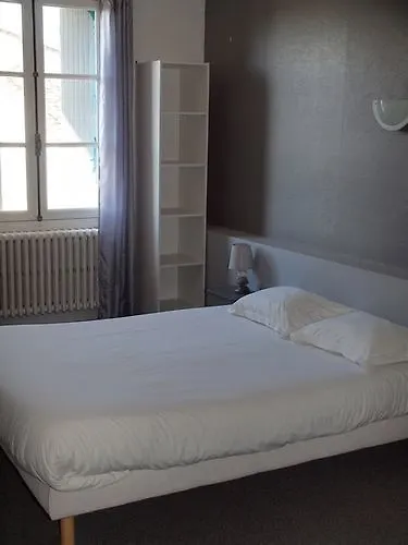 Les Thermes Hotel 2*